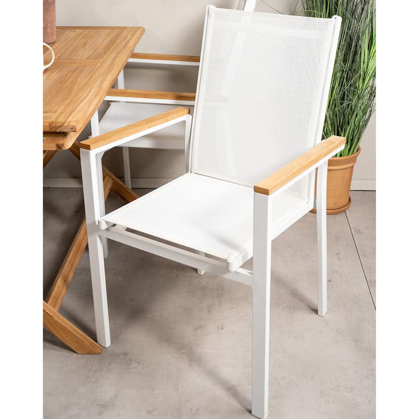 Matgrupp Venture Home Kenya 120x70 Teak med 4 Texas Stapelstolar