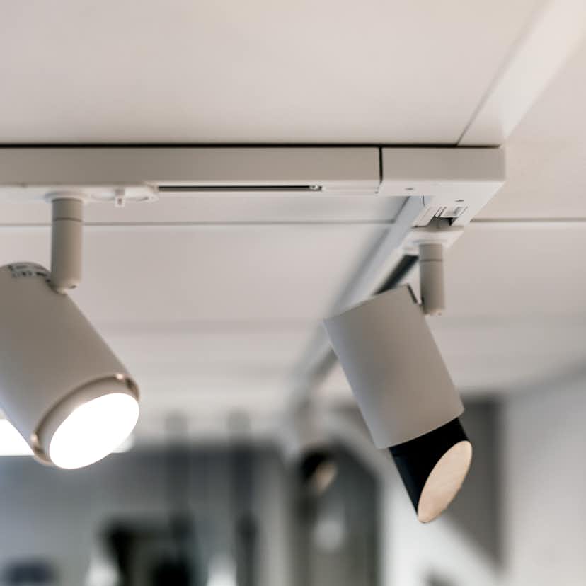 Skena Hide-a-lite LiteTrac 1-Fas