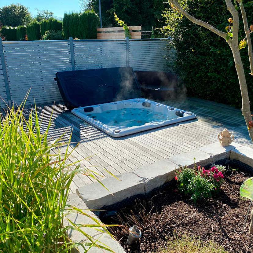 Utespa DenForm First Class 62 78 Jets Spabad för 6 Personer