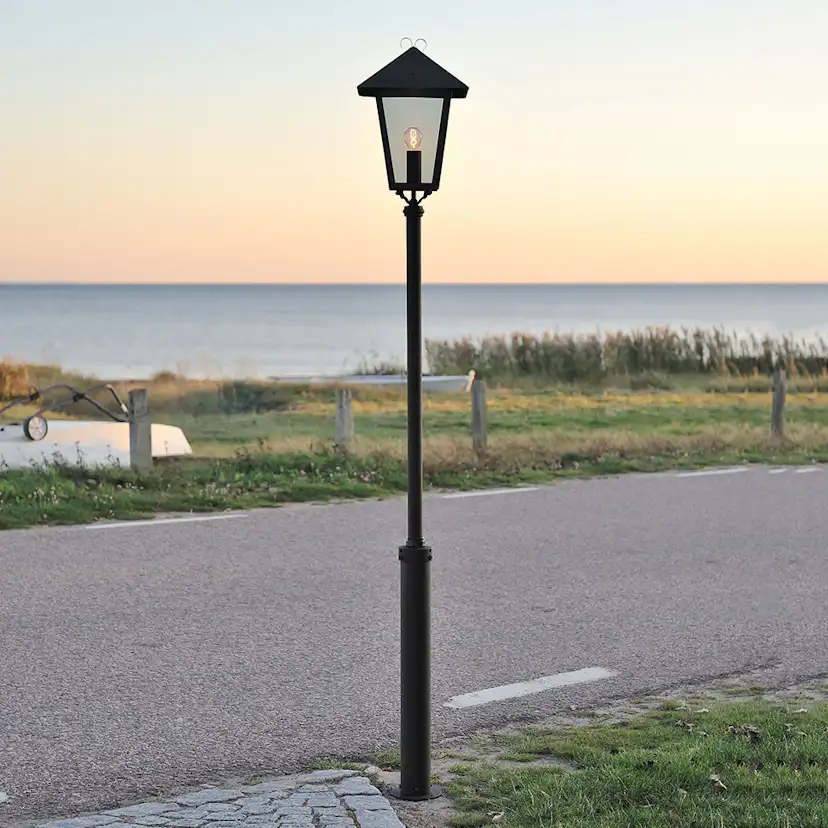 Stolplykta Gnosjö Konstsmide E27 med Stolpe