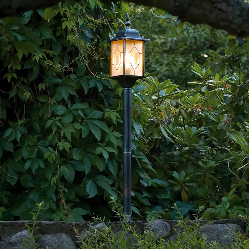 Trädgårdslykta Gnosjö Konstsmide Milano E27 Svart/Silver med Stolpe