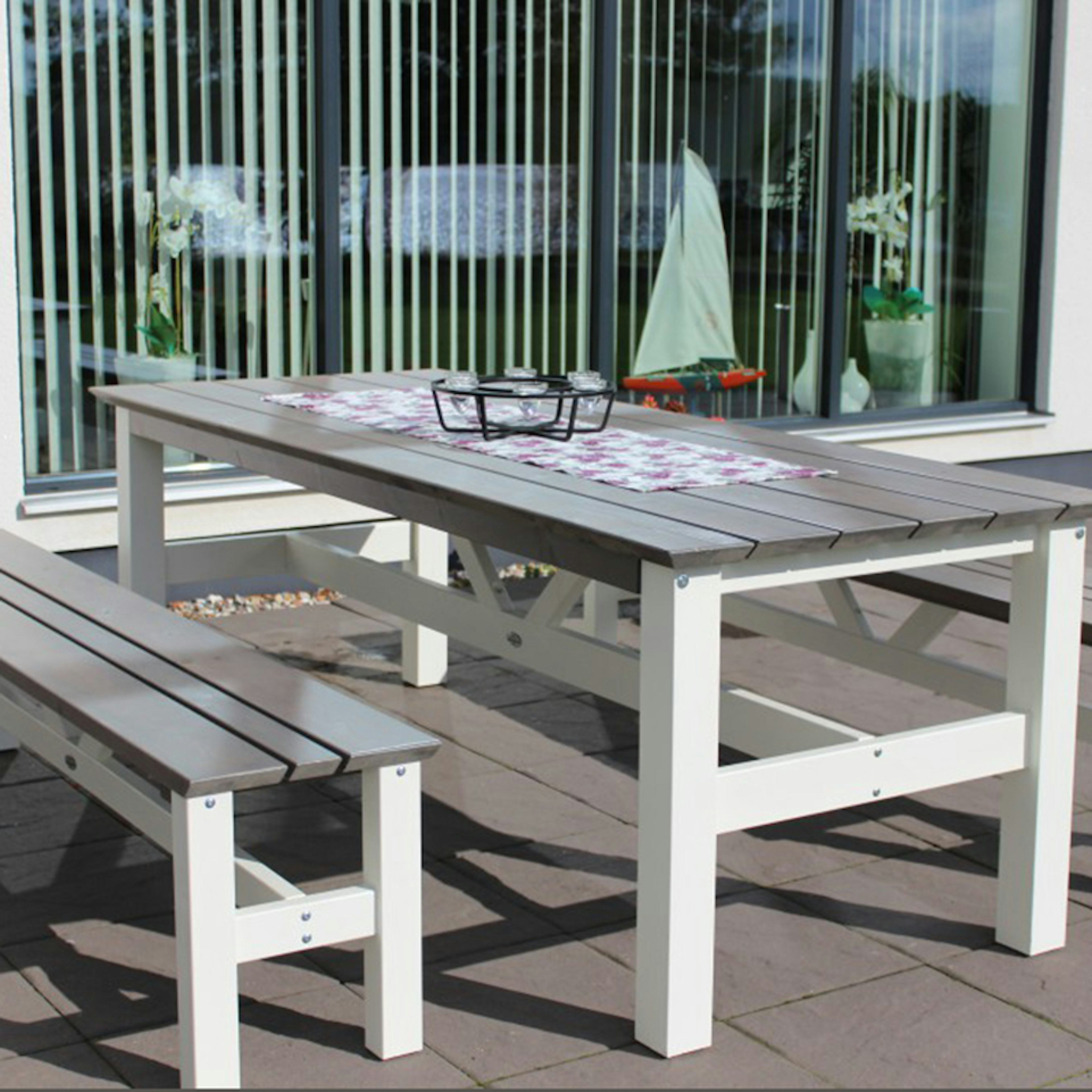 Matgrupp Utomhus Eden Wood Viking 2 Bänkar 90x220 cm Grå/Vit