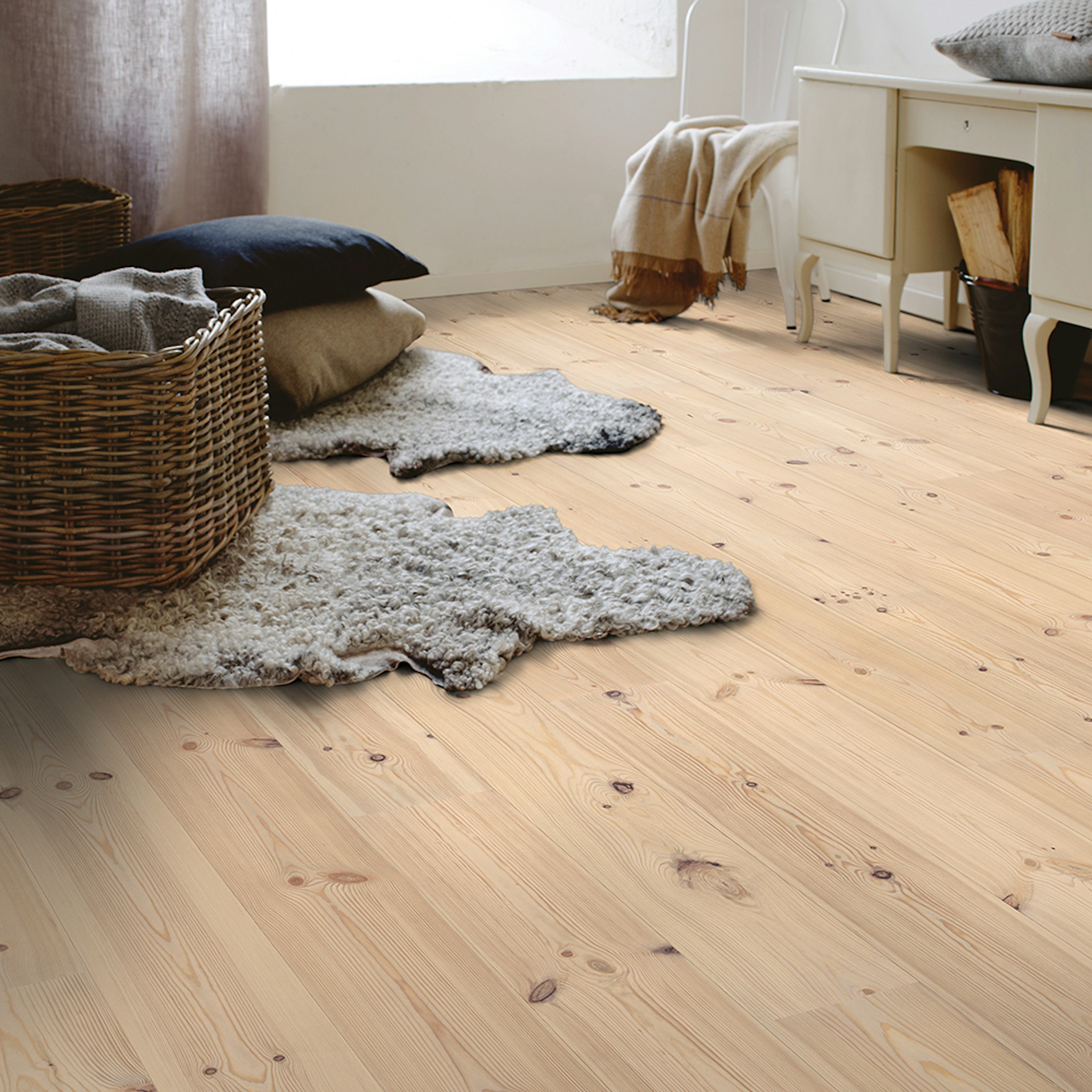 Parkettgolv Berg & Berg Norrlandsfuru XXL Lut Vitolja 1-Stav