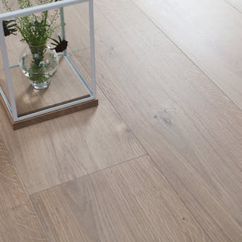 Vit hårdvaxolja golv Vit hårdvaxolja golv