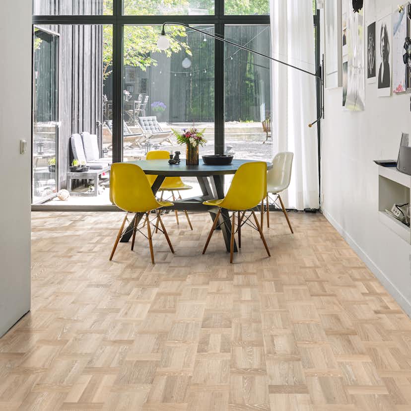 Parkettgolv Kährs Palazzo Bianco Mattlackad Ek Holländskt Mönster