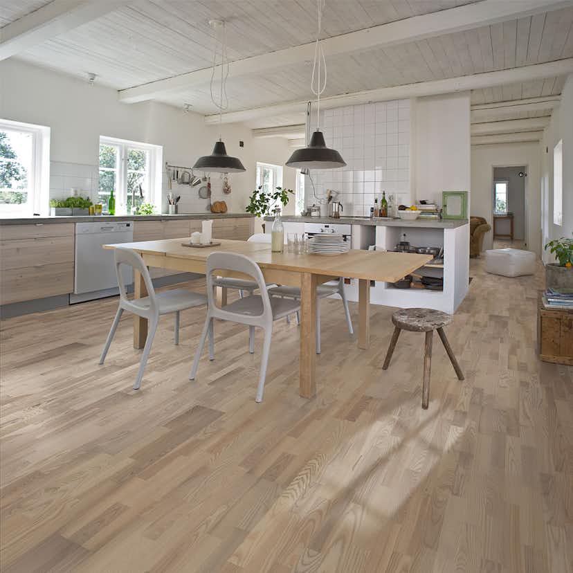 Trägolv Kährs Original Skagen Ask, Mattlackat 3-Stavs Parkettgolv