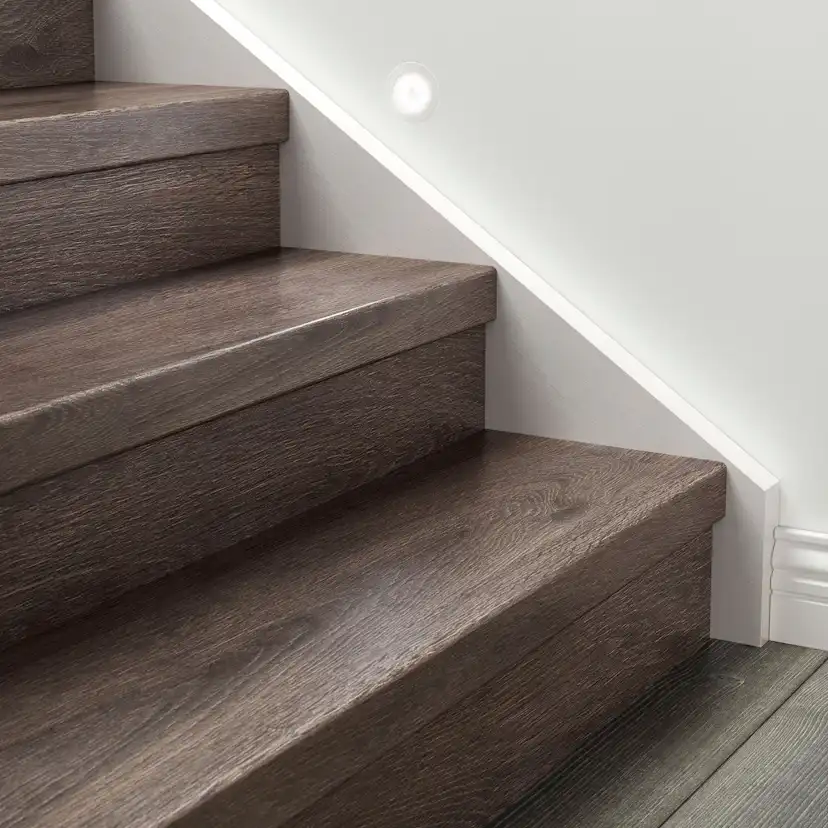 Trapprenovering Lundbergs Trend Laminat Mörk Ek Bakkantlist