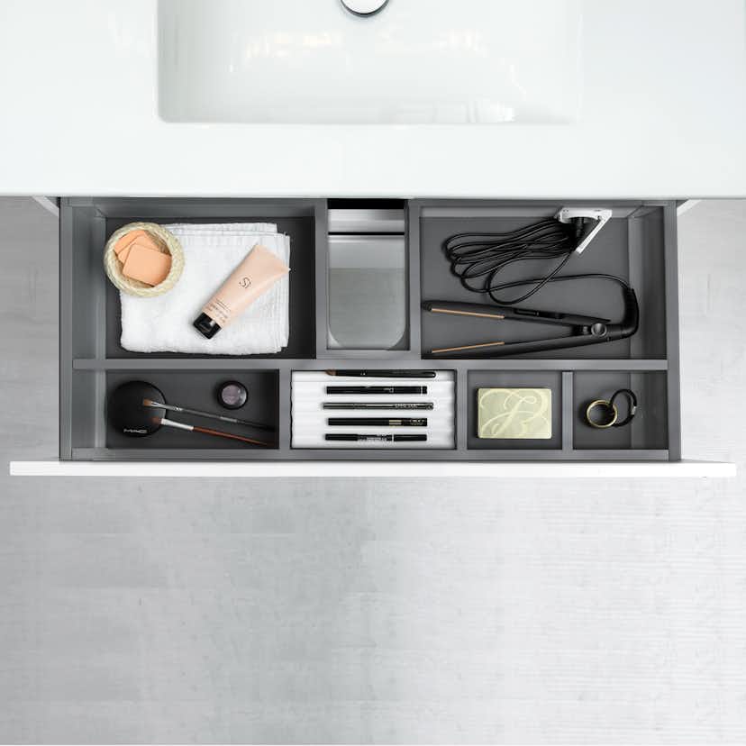 Möbelpaket 4AQUA Slim Vit 80 med Lådor och Spegel Luna LED