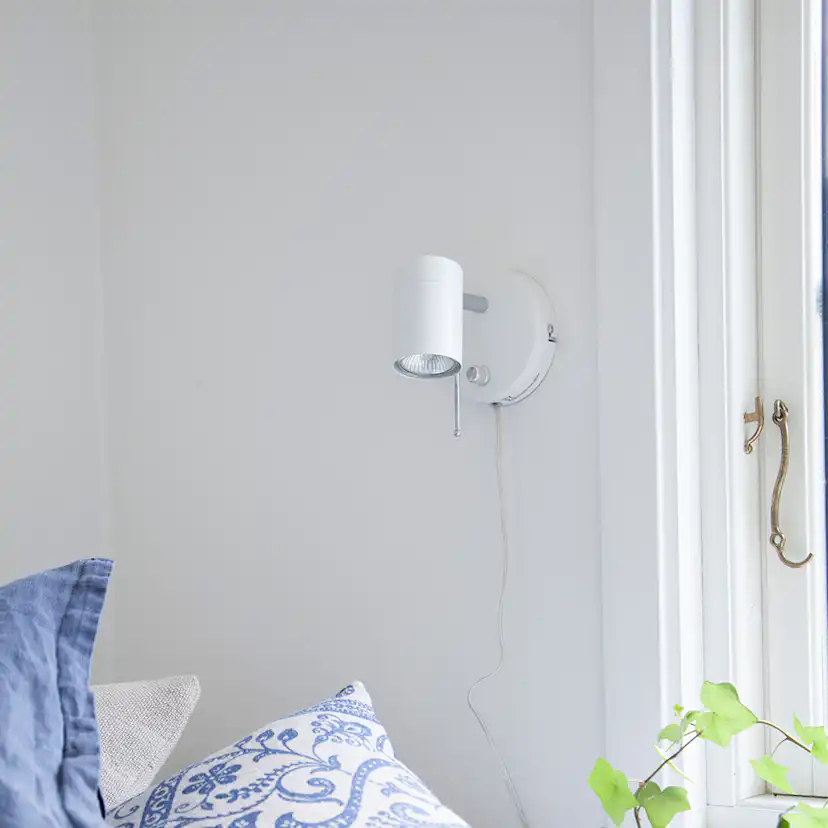 Vägglampa By Rydéns Correct