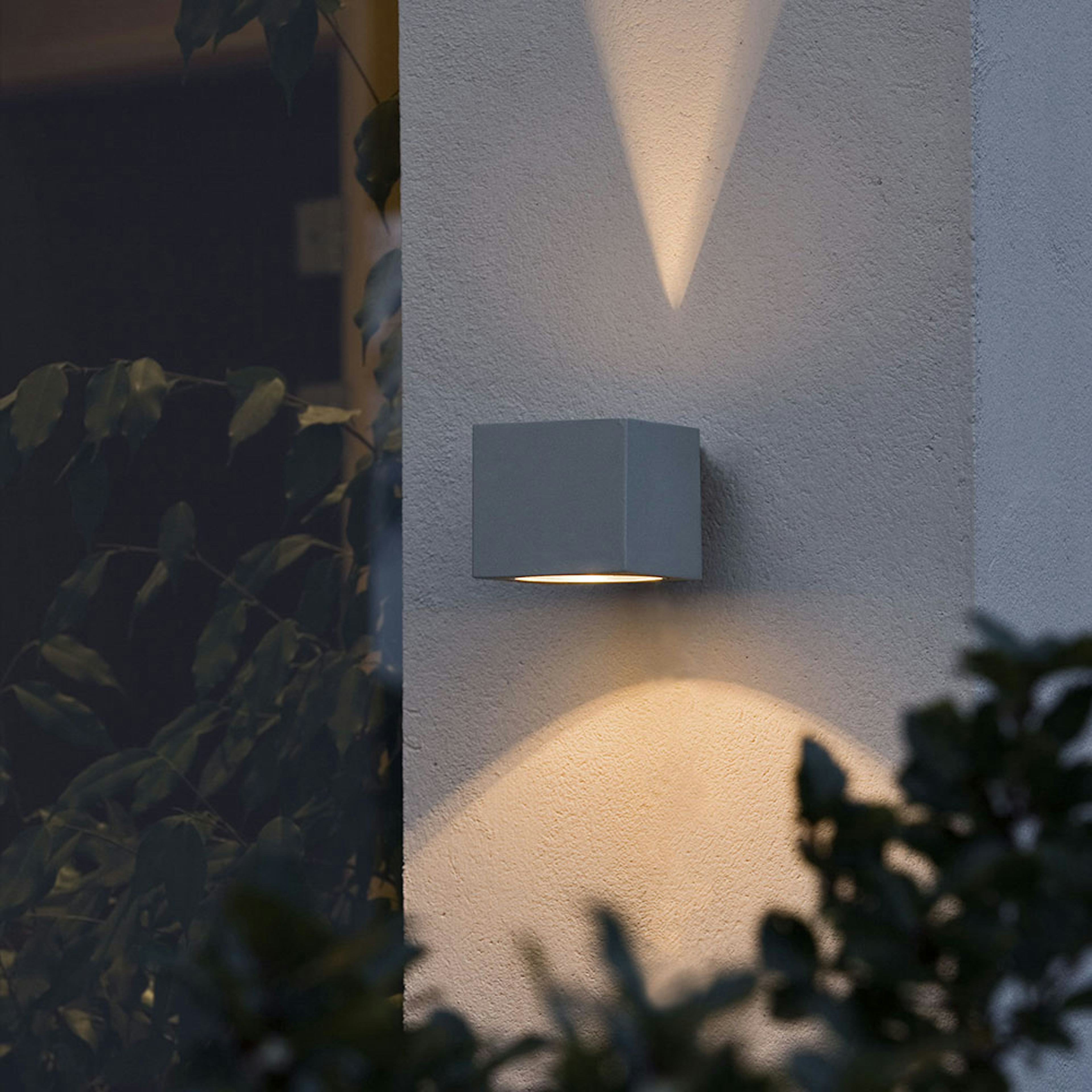 Vägglykta Gnosjö Konstsmide Modena Kvadrat G9