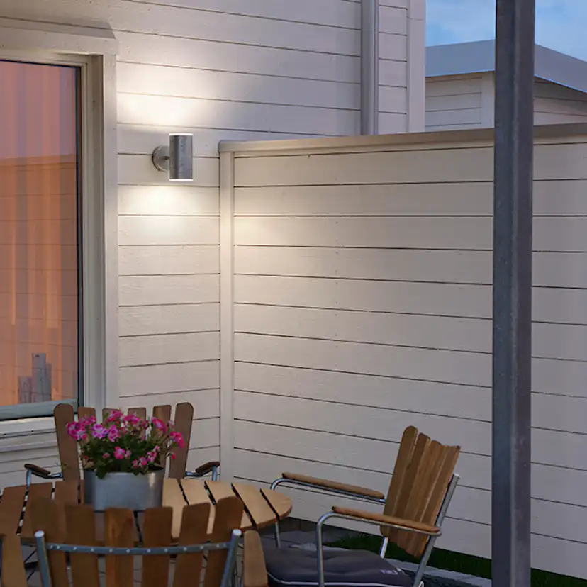 Vägglykta Gnosjö Konstsmide Ull Upp/ned 2x8W Dimbar LED