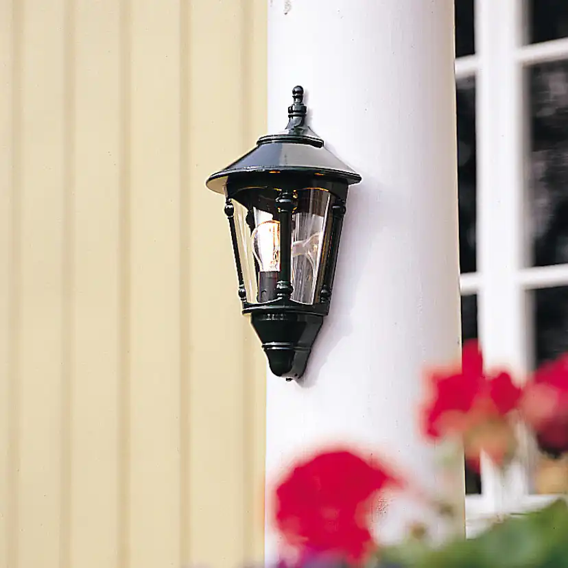 Väggplafond Gnosjö Konstsmide Virgo E27