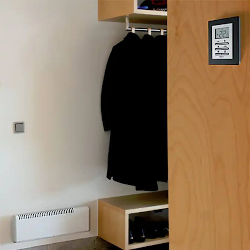 Väggtermostat Tego Roundline Reco