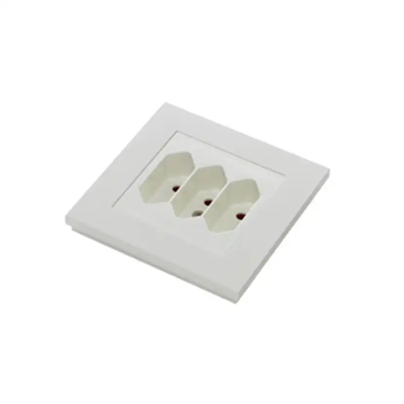 Vägguttag Elko Plus 3-Vägs Euro